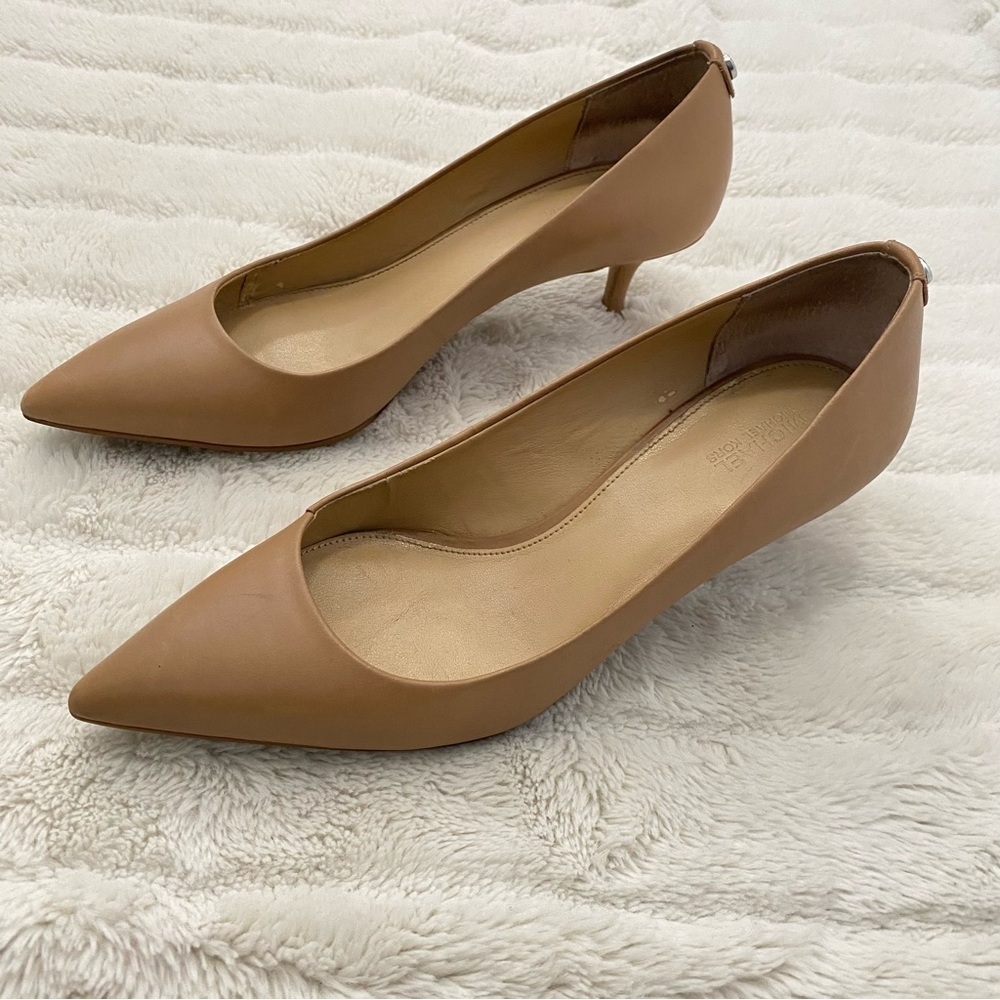Michael Kors Tan Leather Pumps Heels Size 7 - Picture 8 of 15
